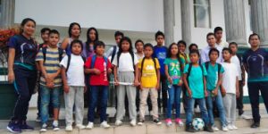 NIÑOS Y JÓVENES DE LA COMUNIDAD SANTA CECILIA DE VILLANO VISITARON LA UEA