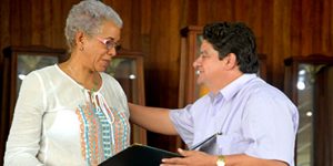 UEA REALIZA LANZAMIENTO DE UNA PUBLICACIÓN SOBRE LA EDUCACIÓN COMO ESCENARIO INTERCULTURAL