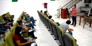 FUNCIONARIOS DE LA UEA Y UEA-EP REFUERZAN CONOCIMIENTOS SOBRE RIESGOS PSICOSOCIALES EN EL TRABAJO
