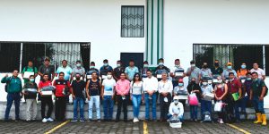 OTORGAMOS UNIFORMES A NUESTROS TRABAJADORES