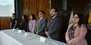 UEA CELEBRÓ 20 AÑOS DE LIDERAZGO EDUCATIVO EN LA AMAZONÍA CON SESIÓN SOLEMNE