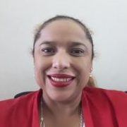 Dra. Alexandra Torres